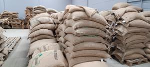 Granos de Café Tostado de Primera Calidad LAPIS 50% Arábica 50% Robusta - Product Image 4