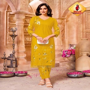 Vêtements décontractés en coton et lin avec broderie de fil pour le travail Pantalon Kurti et Dupatta Fabricant et fournisseur de l'Inde au taux le plus bas - Product Image 1