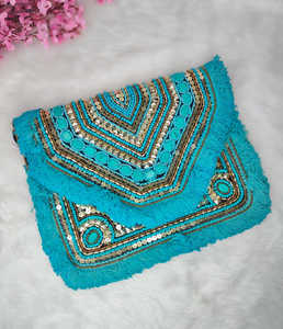 Sac à main potli traditionnel de haute qualité avec pochette de travail brodé pour femmes et filles au prix de gros par l'artisanat de luxe - Product Image 6