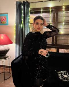 Diseñador de las mujeres multicolor pesado bordado seda boda Lehenga Choli fiesta desgaste nupcial Lehnga Choli para adultos al por mayor - Product Image 3