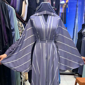 2025 Dubaï beau noir marocain Design Caftan vêtements traditionnels musulmans avec travail à la main Abaya Kaftan - Product Image 1