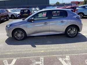 PEUGEOT 208 1.2 PURETECH ACTIVE PREMIUM 2022 d'Occasion, Volant à Gauche/Droite (LHD/RHD) - Product Image 3