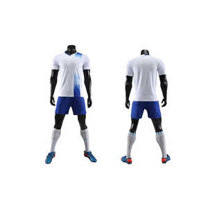 Maillots de football en polyester 2026, personnalisables en OEM, ensembles d'entraînement de football, uniforme de football, vêtements de football américain, blocage de couleur, séchage rapide - Product Image 5