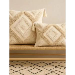 Funda de Almohada Marroquí Hecha a Mano, Funda de Cojín Tradicional Bereber, Cojín Decorativo Boho para Sofá, Almohada Decorativa de Algodón para el Hogar - Product Image 1