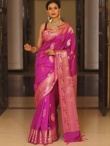 Sari en soie douce de luxe pour mariage et soirée, modèle indien pour femme, tissage pur Banarasi Copper Zari, par PinkCityBlocks - Product Image 2