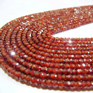 ลูกปัดทรงรอนเดลล์ทรงเหลี่ยมเพชรพลอยสีแดงคุณภาพสูง ขนาด 3 มม. ความยาว 13 นิ้ว ประดับอัญมณ์ 100% จากอัญมณีธรรมชาติ - Product Image 1
