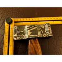 Marteau en acier damas de qualité professionnelle bricolage fait à la main avec un nouveau design en acier au carbone Camping manche en bois utilisation d'outils à main