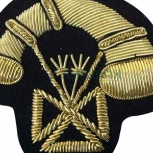 Insignias de letras bordadas personalizadas de calidad Premium Logo Iron-On Insignias de forma de flor bordada para sombreros Insignias de moda de prensa de calor - Product Image 5