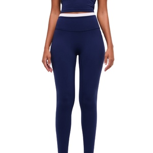 Crop top de fitness grande taille, pantalon de yoga taille haute, vêtements de sport, tenue de sport active, pantalon de yoga extensible, vêtements de gym - Product Image 1
