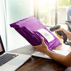 Sacs et enveloppes d'expédition auto-adhésifs biodégradables et imperméables pour petites entreprises, boutiques de vêtements, impression personnalisée - Product Image 2