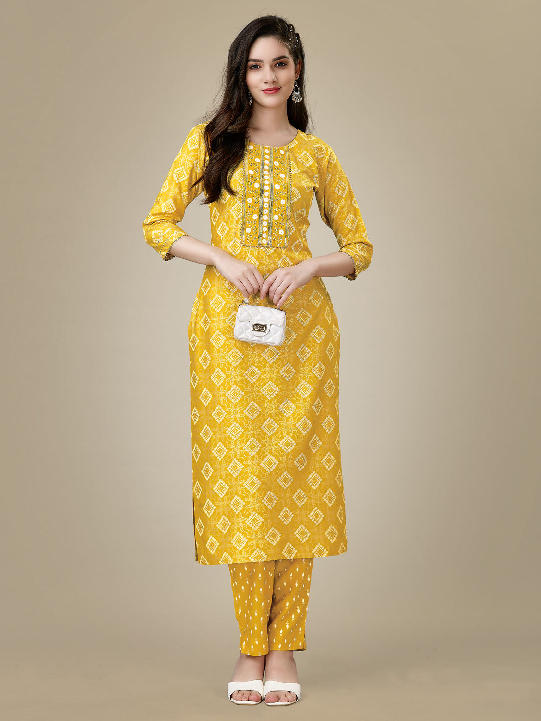 สีเหลือง