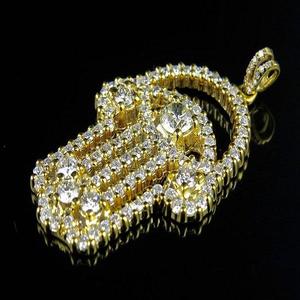 Colgante de mano de lujo de plata de ley chapado en oro de 18K, con moissanita brillante totalmente engastada, joyería premium de hip hop, amuleto llamativo - Product Image 6