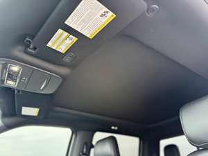 Ford F-150 Lariat SuperCrew Usado del 2022 - Product Image 5