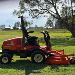 Cortadora de césped autopropulsada KUBOTA F3690 EN VENTA - Product Image 2