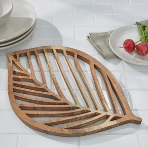 Assiette de présentation en bois, design moderne et luxueux, écologique, polie, pour la décoration de table, de haute qualité. - Product Image 3
