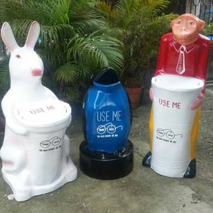 2025 forme de lapin dessin animé extérieur FRP bacs de rangement monde vendeur séparé déchets rue poubelle en fibre de verre extérieur dessin animé FRP - Product Image 6