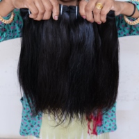 Extensions de Cheveux Humains Non Traités Raides Naturels Lot de Cheveux Vierges Bruts Indiens de Temple