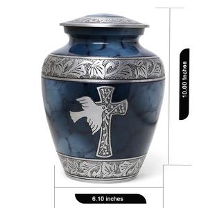 Urnes funéraires pour cendres de haute qualité en bois de banian vert gravé doré pour adultes |   Vase funéraire pour restes humains - Product Image 3