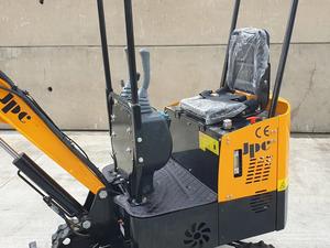 Livraison gratuite HT12 Mini-excavatrice compacte diesel de 1,1 tonne |   12 HP Diesel |   Profondeur de creusement de 1,65 m |   Seau de 0,025 m³ |   Largeur de travail de 1 m - Product Image 4