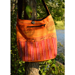 Venta al por mayor étnico hecho a mano de algodón Jhola bolsa de moda unisex hombro/Sling bolsa de compras con bordado con descuento - Product Image 1