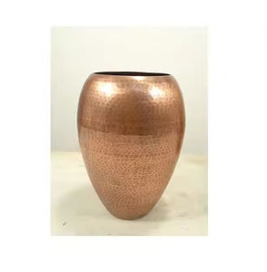 Vase à fleurs en métal Bonne qualité Stockage de fleurs Vases à fleurs en métal aluminium personnalisés Décoration intérieure ou extérieure d'hôtel à la maison - Product Image 2