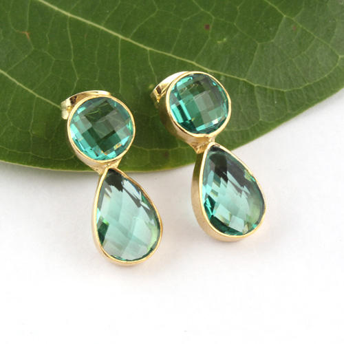 สีเขียวน้ำทะเล