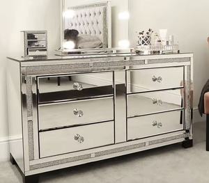 ตู้เก็บของกระจกเงาสำหรับห้องนั่งเล่น 6 ลิ้นชัก สีเงินลายเพชร - Product Image 1