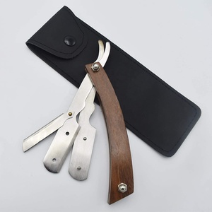 Navaja de Afeitar Clásica de Madera de Lujo Profesional con Mango de Madera para el Cuidado Personal y Barbería de Hombres por Life Care. - Product Image 2