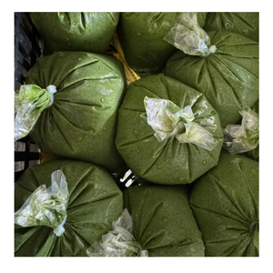 Feuilles de manioc congelées fabriquées au Vietnam pour un envoi international fiable avec un grain lisse et un contrôle constant de l'humidité - Product Image 6