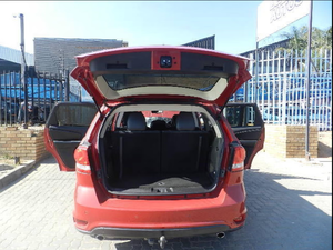 Auto Usado de Calidad a Precio Accesible, Dodge Journey 2014 2.6 RT, Volante a la Derecha - Product Image 5