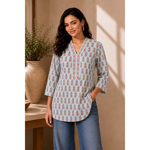 Rangrez Mehr Women's XL Turquoise Floral Embroidered <b>Long</b> <b>Top</b> - Product Image 3