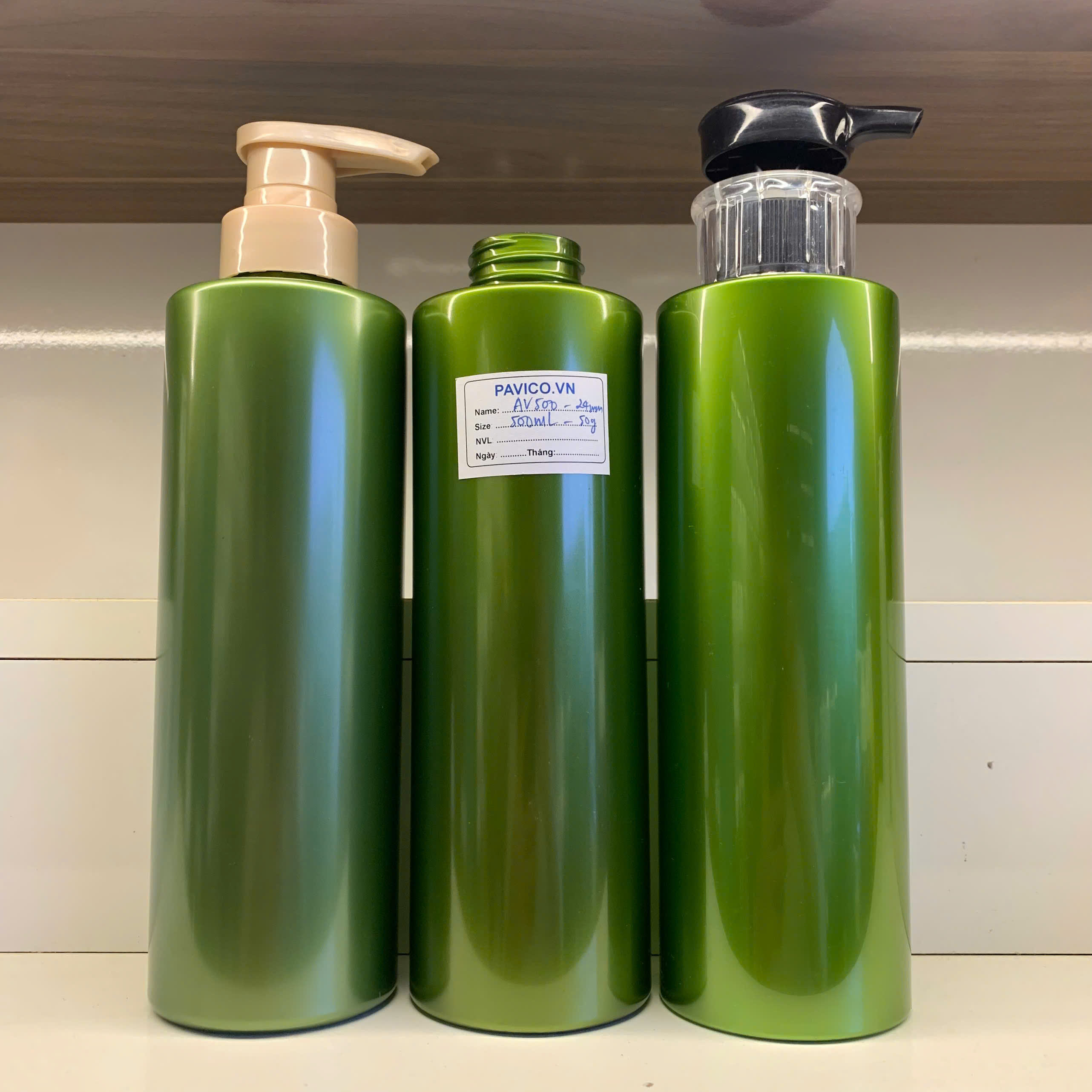 green color bottle+silver pump