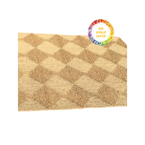 Tapis de décoration de style écologique en jonc de mer séché au soleil, tissé serré et adapté à un usage quotidien dans les espaces commerciaux et domestiques - Product Image 5