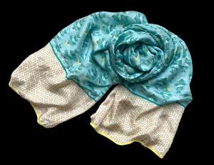 Elegante Pañuelo de Seda 100% con Diseño Liso y Estampado, Pieza de Moda de Lujo, Estilo Moderno con Estampado Geométrico Digital - Product Image 1