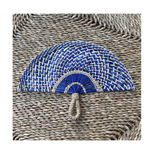 Ventilateur à main en paille fait à la main écologique ventilateur de carex naturel traditionnel vietnamien artisanat ventilateur de refroidissement exportation en gros - Product Image 5