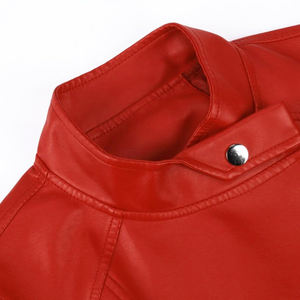 Veste en cuir pour femme de haute qualité, vêtement d'extérieur durable et tendance, idéale pour les tenues décontractées d'hiver et les activités de plein air - Product Image 4