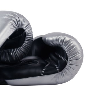 Guantes de boxeo deportivos de alta calidad hechos de cuero genuino en Color negro Guantes de boxeo impermeables - Product Image 5