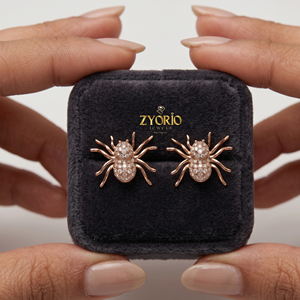 Pendientes de Oro de 14K con Diseño de Araña para Mujer, Zyorio Jewels, con Micro Pavé de Diamantes, Certificación IGI, Inspirados en la Naturaleza, de Lujo - Product Image 3