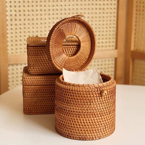 Boîte à mouchoirs en rotin rond tissé à la main de haute qualité-parfaite pour la décoration de la maison et du bureau - Product Image 2