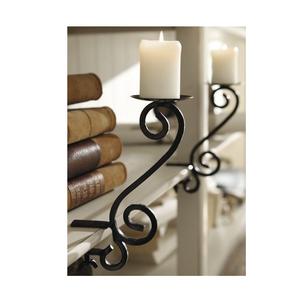 Ensemble de bougeoirs en métal faits à la main avec un design gracieux, parfait pour le salon, la table à manger, la chambre à coucher et la décoration festive - Product Image 3