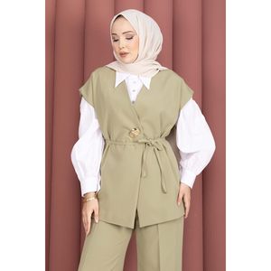 Ensemble blazer et jupe ceinturé en crêpe et tweed vert olive avec boutons dorés, style formel une pièce pour femme de bureau - Product Image 2