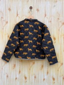 เสื้อแจ็กเก็ตแบบถักสำหรับผู้หญิงลายดอกไม้ผ้าฝ้ายระบายอากาศได้ดีมีกระดุมสำหรับทุกฤดูกาล - Product Image 6