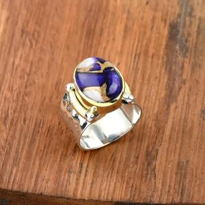 Anillo ovalado turquesa de ostra púrpura Anillo llamativo martillado de dos tonos de plata esterlina para mujer - Product Image 1