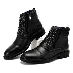 Zapatos hechos de material de cuero de estilo deportivo más vendidos con logotipo personalizado Zapatos de cuero de uso informal de último estilo - Product Image 2