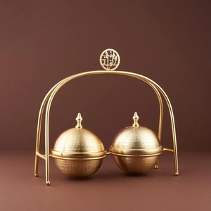 Ensemble de bols à dattes en métal de taille personnalisée, finition moderne et luxueuse, trois pots à khajoor différents, service de table de cuisine du Moyen-Orient, chocolat - Product Image 5