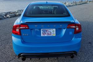 Vo-lvo S60 T6 Pol-estar 2018 d'occasion propre, bi-turbo, 4 cylindres - Product Image 3