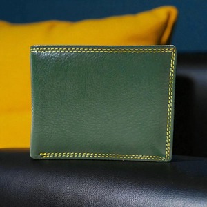 Approvisionnement en gros Portefeuille en cuir vert à la mode et plusieurs compartiments pour un rangement organisé disponibles au prix de gros - Product Image 5