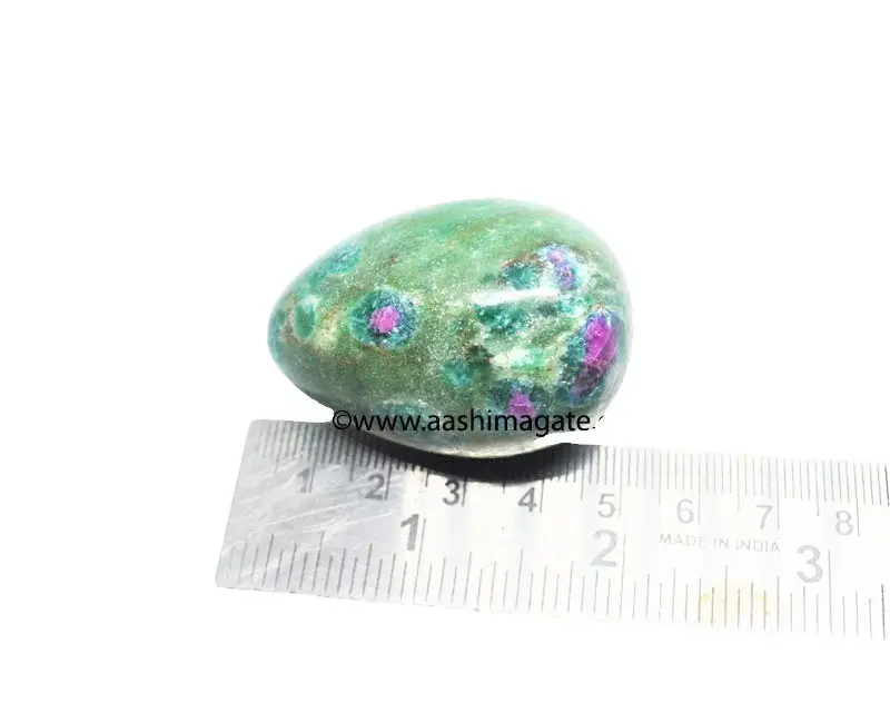 Fushite छोटे आकार में प्राकृतिक रूबी रत्न अंडे थोक क्रिस्टल शिल्प प्राकृतिक पत्थर रेकी चट्टानों खनिज फेंग शुई अंडा