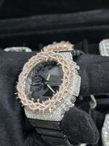 Bling personnalisé pour montre numérique Casio avec lunette en diamant moissanite, style hip-hop, montre sertie de diamants, cadeau fait main pour lui - Product Image 5