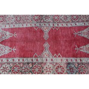 3.7x6.7 ft Area Vintage Turkish Rug, <b>Red</b> Polka dot <b>Wool</b> Rug - Product Image 5